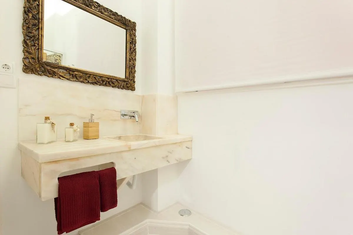 Ginjinha House - 4 Rooms - Bairro Alto - With Ac! Lissabon